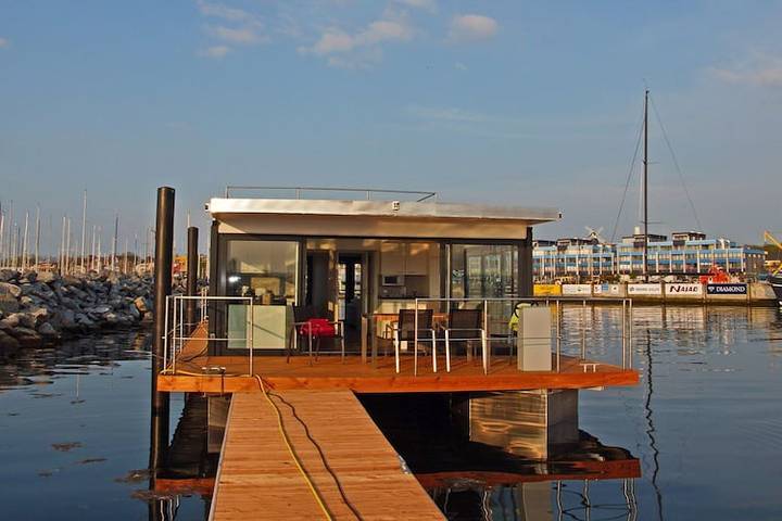 Hausboot für 2 Personen, mit Terrasse an der Ostsee - 2