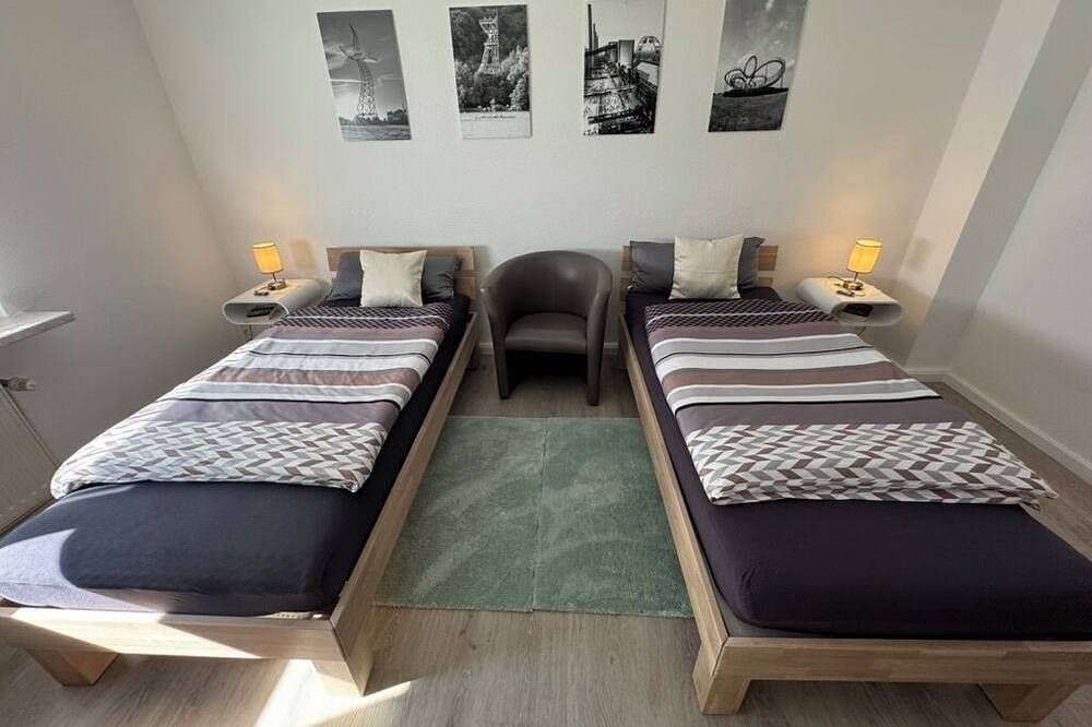 Ganze Wohnung, Fewo Galliet 1 - zentral, ruhig, beste Ausstattung, Wlan, Balkon in Essen, Ruhrgebiet