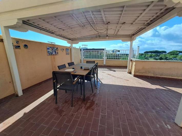 Ferienwohnung für 5 Personen, mit Terrasse und Pool sowie Garten und Ausblick - 1