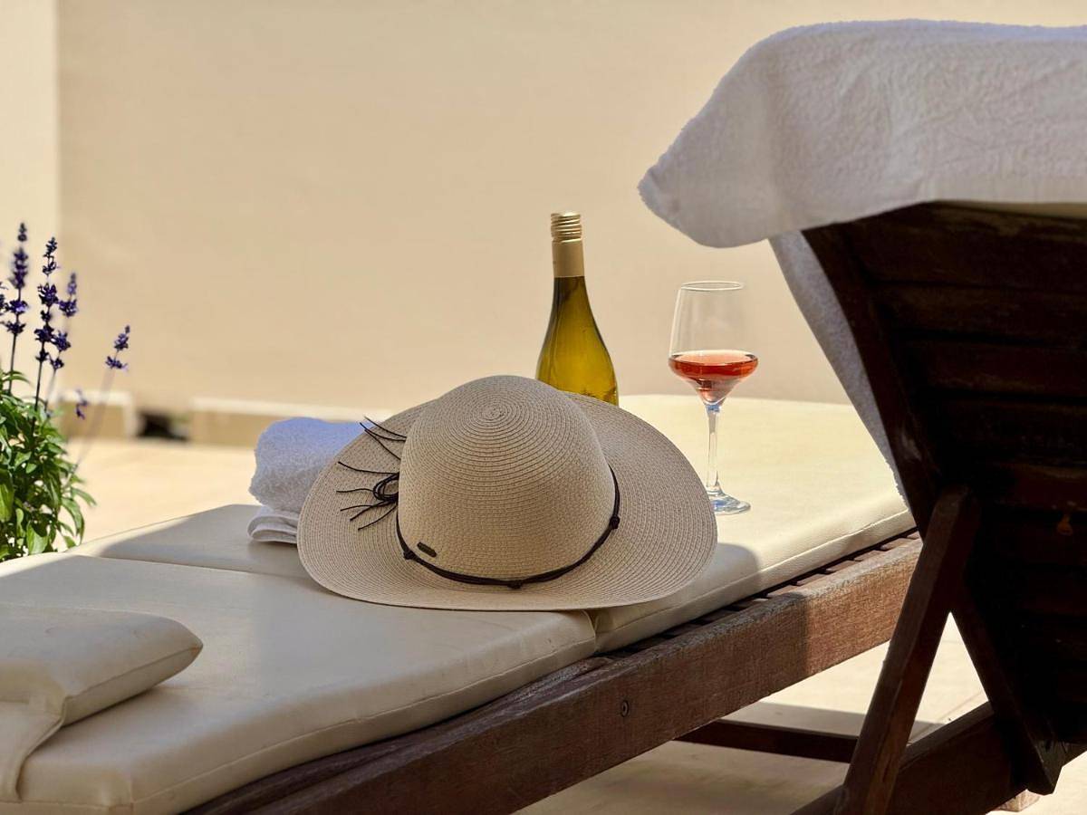 Geheel appartement, Steve's Beach in Faliraki Beach, Faliraki