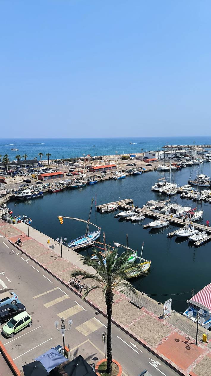 Gîte pour 4 personnes, avec terrasse dans Port De Saint Cyprien