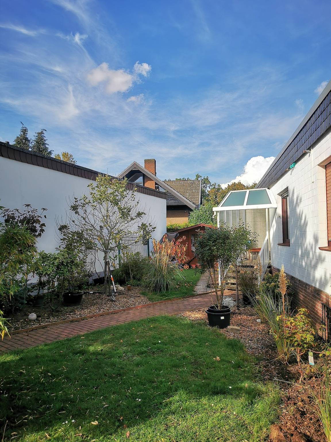 Ganze Wohnung, Kleines Appartment für Messe, Firmen und Privat mit kostenfreiem Carport in Garbsen, Region Hannover