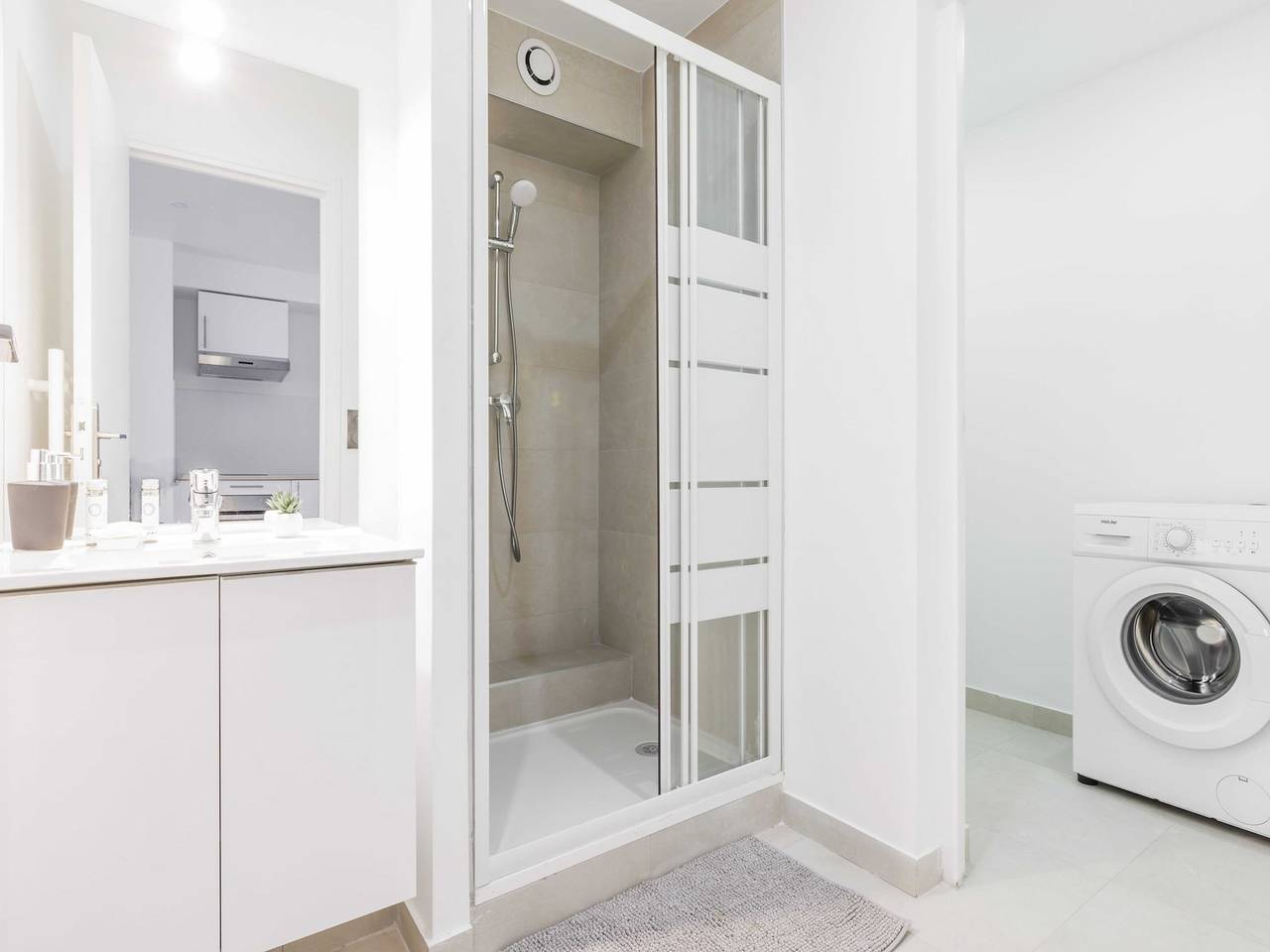 Apartamento entero, Serene apartment 6P/2Br - Puteaux / La Défense in Puteaux, Altos del Sena