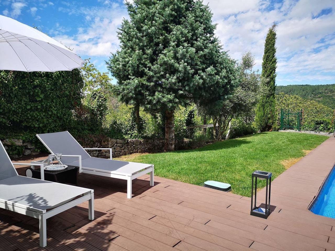 Mit Privatpool in Parada de Sil, Reserva da Biosfera Ribeira Sacra e Serras do Oribio e Courel