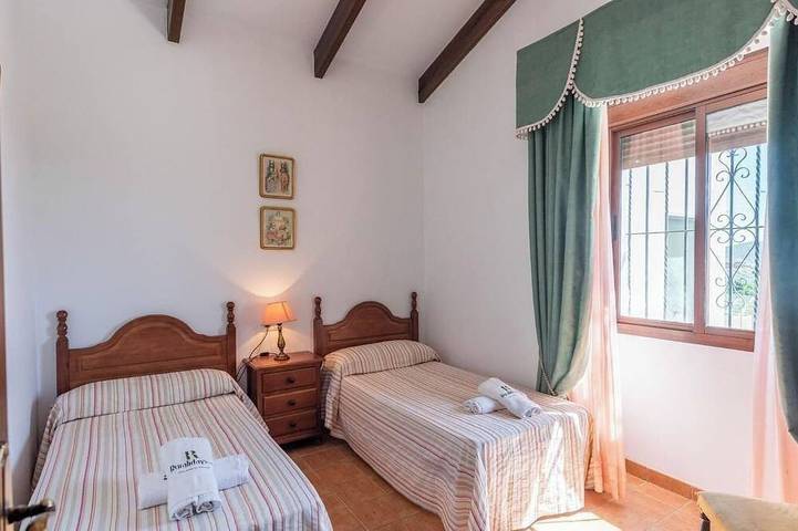 Location de vacances pour 12 personnes à Lora del Río - 3