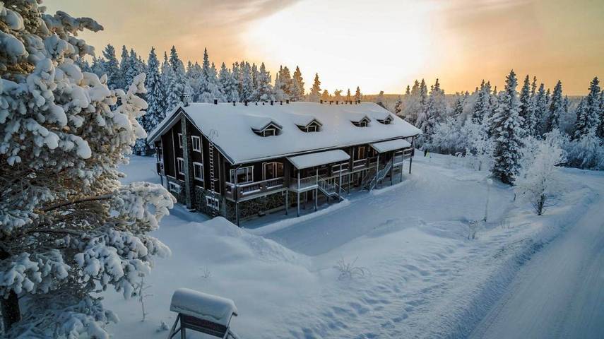 Hôtel pour 8 personnes, avec Balcon et Jacuzzi ainsi que Sauna et Vue dans Levi