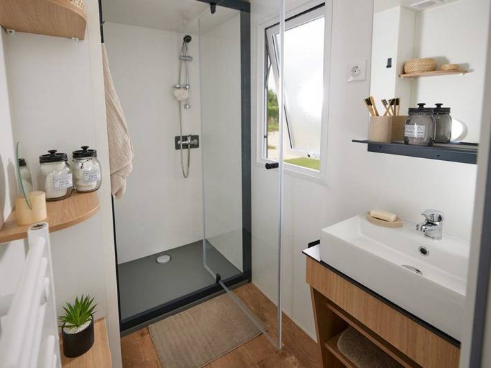 Mobil home pour 7 personnes, avec piscine, animaux acceptés à Bieuzy - 3