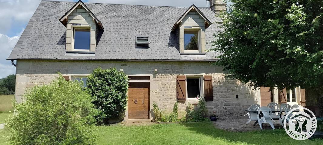 Petite Gratte Bruyère in Sérandon, Ussel und Umgebung