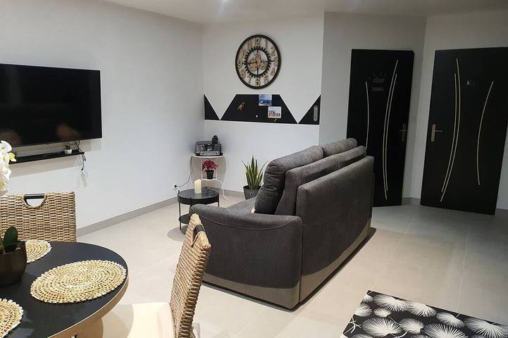 Gîte pour 4 personnes, avec jardin et jacuzzi à Saint-Just-Luzac - 2