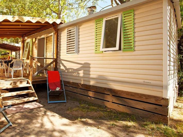 Camping für 4 Personen, mit Kinderpool in Le Grau-du-Roi - 2