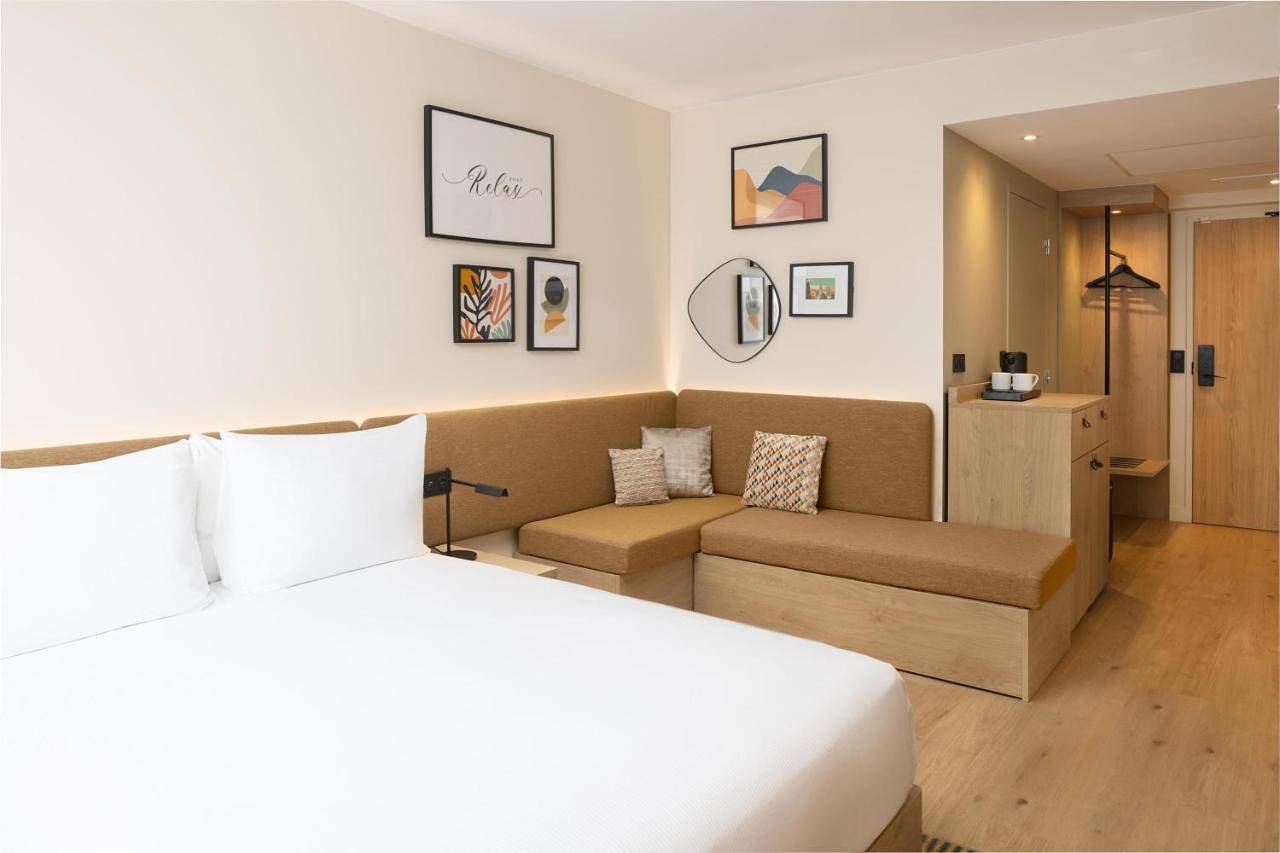 Hampton By Hilton Paris Charles De Gaulle Airport in Roissy-en-France, Val-d'Oise