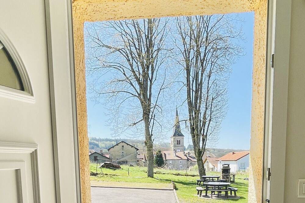 Ganze Wohnung, Athos: Apartment 300 metres from the thermal baths (free parking) in La Vôge-les-Bains, Épinal und Umgebung