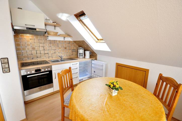 Ferienwohnung für 2 Personen, mit Balkon in Carolinensiel - 2