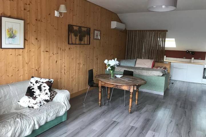 Appartement de vacances pour 8 personnes, animaux acceptés à Aubenas