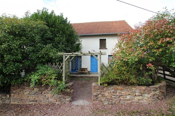 Gîte pour 4 personnes, avec jardin
