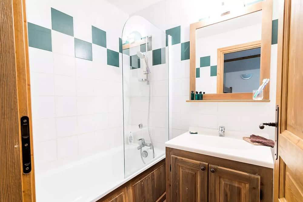 Appartement entier, Appartement 3 pièces - 6 personnes in Bessans, Région de Saint-Jean-de-Maurienne