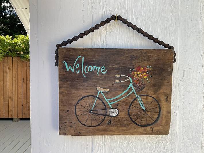 Cabin for 4 people, with yard and terrace, with pets in Orcas Island