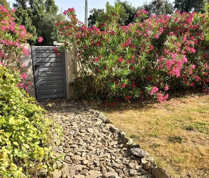 Location de vacances pour 6 personnes, avec jardin à Santa-Maria-Poggio - 4