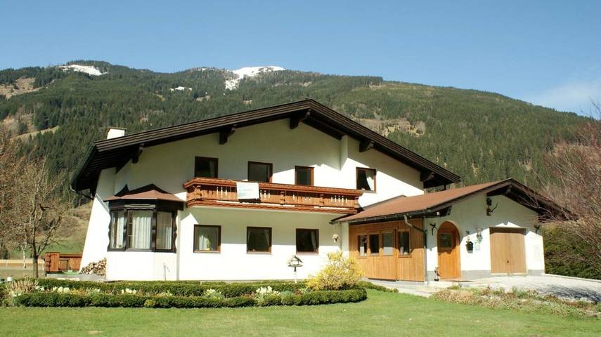 B&B für 2 Personen, mit Balkon und Terrasse sowie Garten und Ausblick in Bad Hofgastein