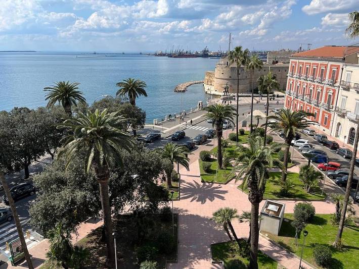Location de vacances pour 2 personnes, avec vue, animaux acceptés à Taranto