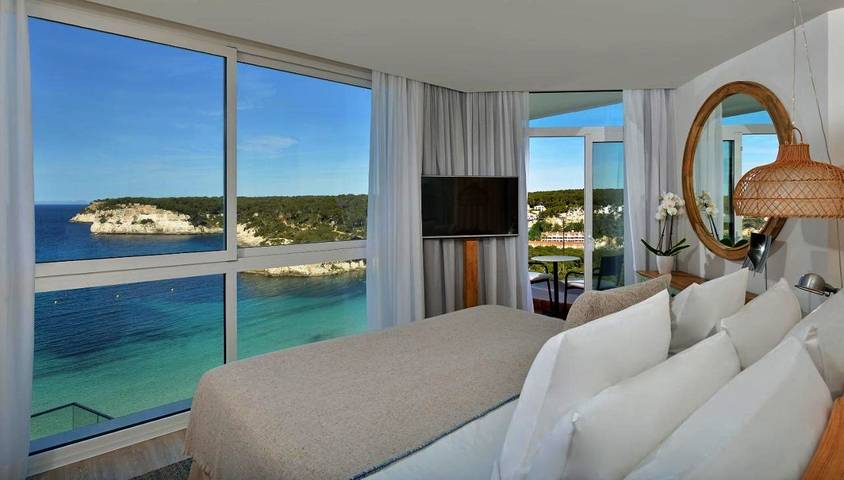 Hôtel pour 2 personnes, avec piscine ainsi que vue et jardin à Ferreries - 3