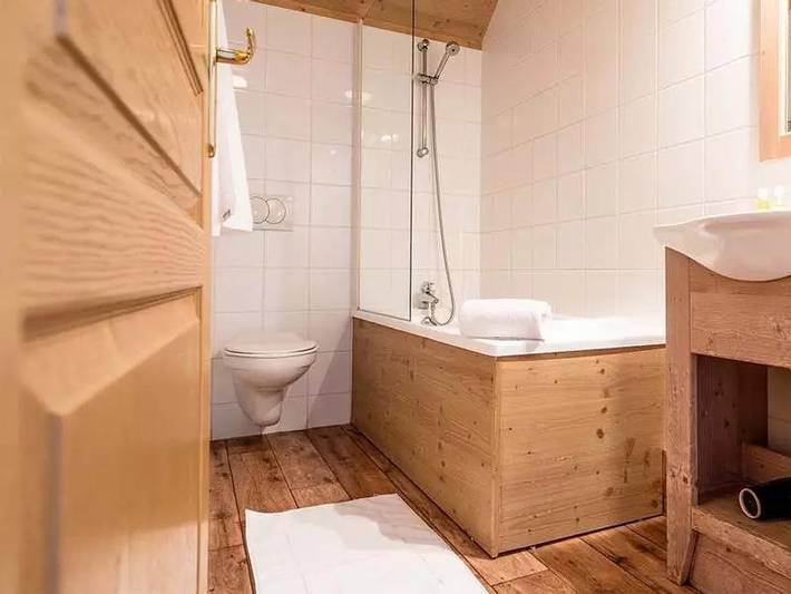 Camping pour 8 personnes, avec sauna, animaux acceptés dans Bauges - 4
