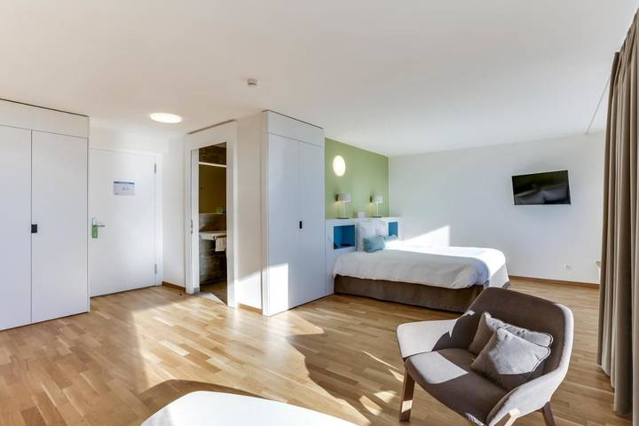 Hôtel pour 3 personnes, avec terrasse à Lausanne - 3