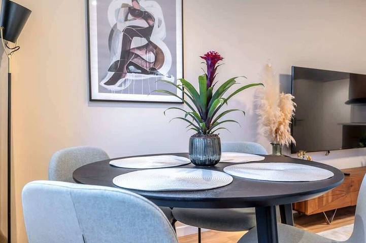Ganze Wohnung, Chatillon · Renovated apartment ~ Chatillon in Châtillon, Hauts-de-Seine