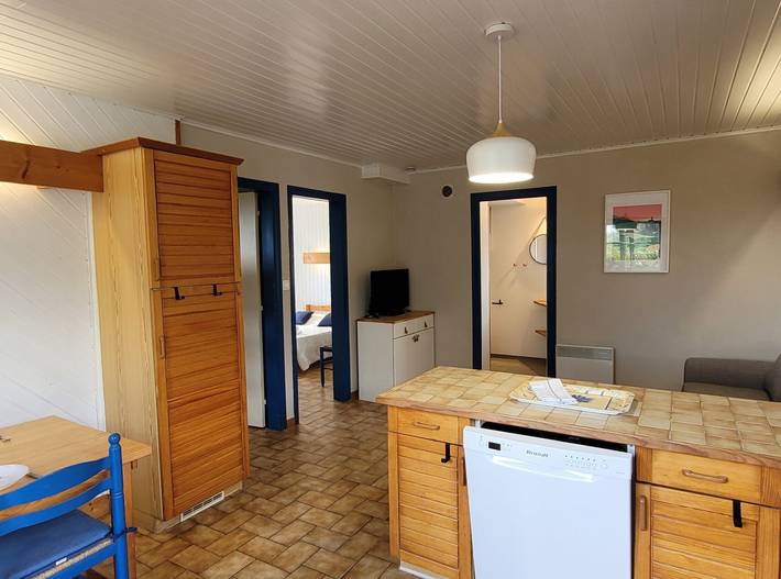Gîte pour 5 personnes, avec jardin et terrasse à Plozévet - 4