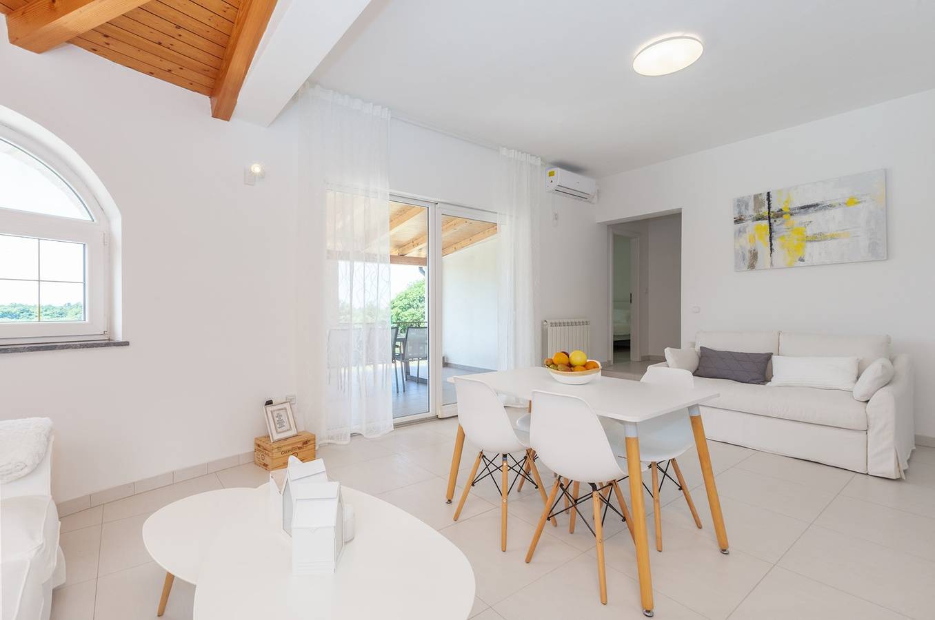 Modern Villa Aria with beautiful garden and private Pool near Vrsar in Općina Vrsar, Région de Porec