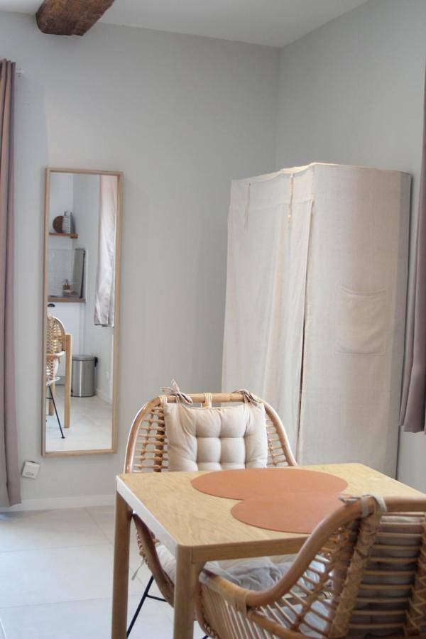 Gîte pour 2 personnes, avec terrasse à Orsan - 4