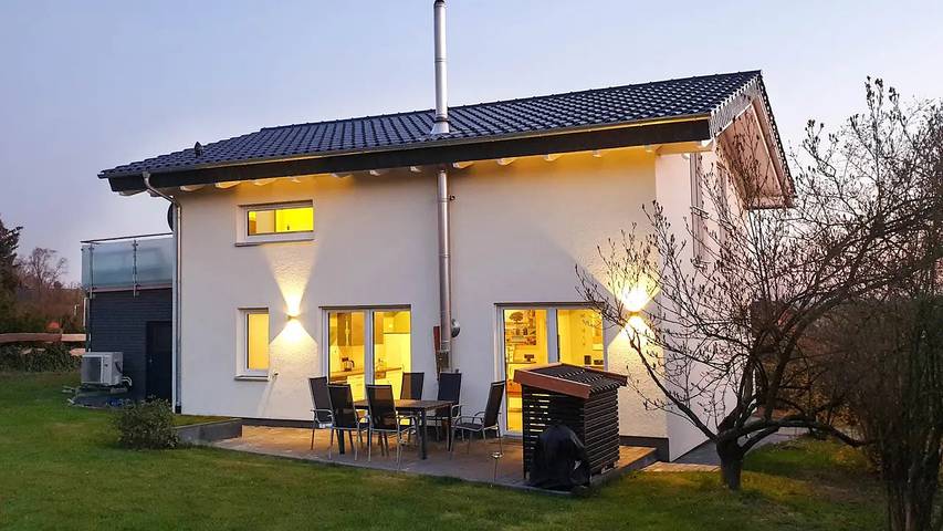 Ferienhaus für 5 Personen, mit Garten und Sauna