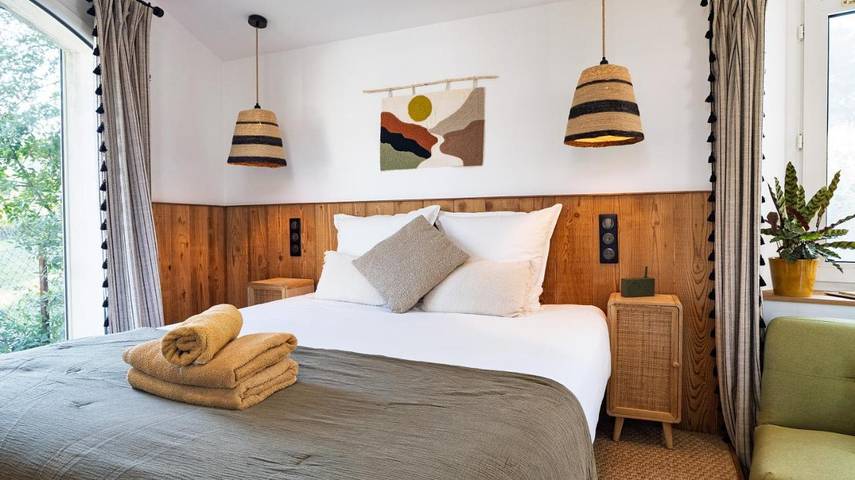 Gîte pour 2 personnes, avec jardin ainsi que vue et piscine à Les Ollières-sur-Eyrieux - 3