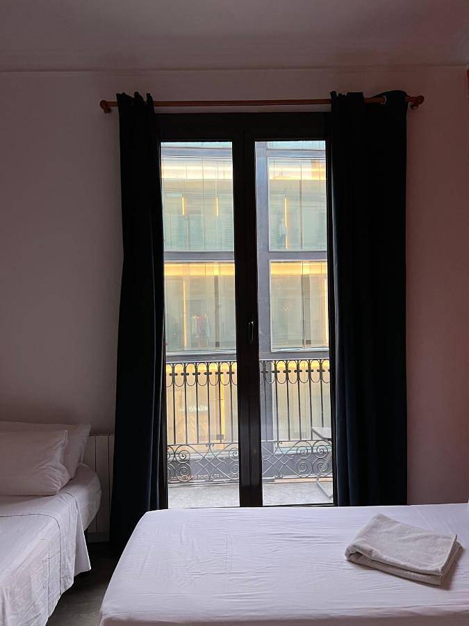 BnB für 4 Personen, mit Terrasse in Barcelona - 3