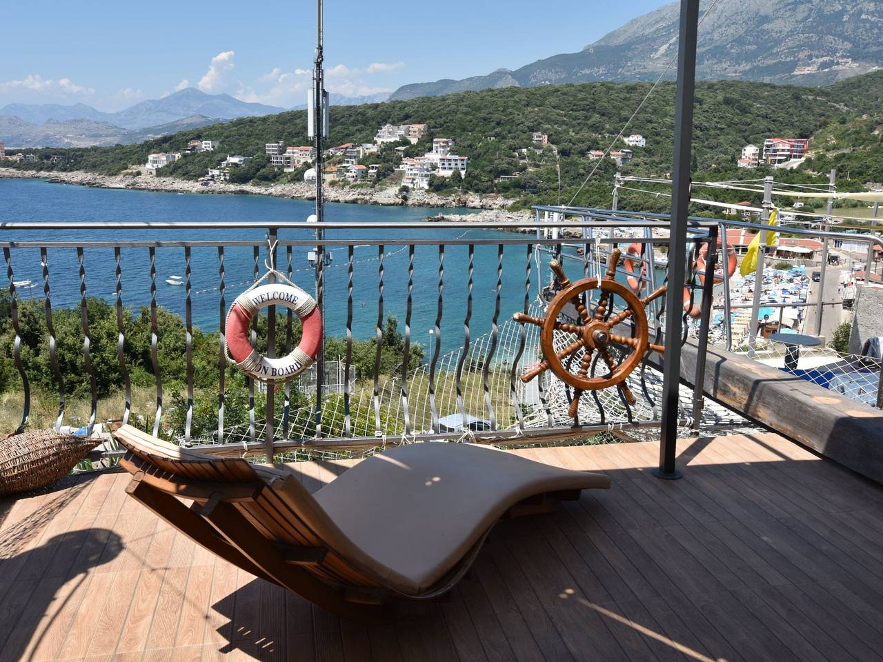 Appartement entier, Gemütliche Wohnung mit Meerblick vom Balkon aus in Utjeha-Bušat, Monténégro