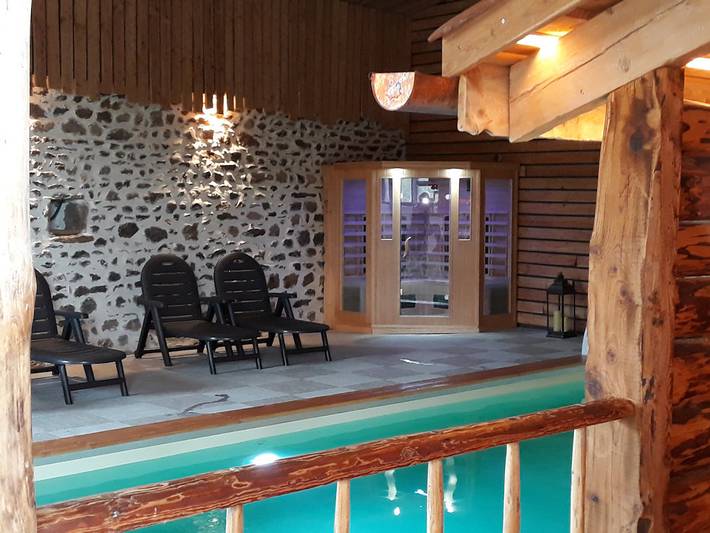 Location de vacances pour 15 personnes, avec terrasse et sauna dans la Loire - 2