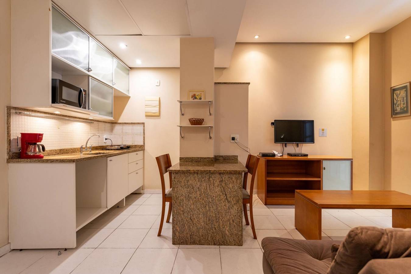 Entire apartment, 2 minutes from Copacabana Beach | Df408 in Copacabana, Rio de Janeiro