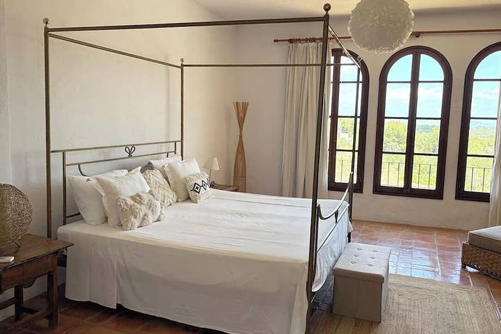 Gîte pour 12 personnes, avec jardin, animaux acceptés à Roca Llisa - 3