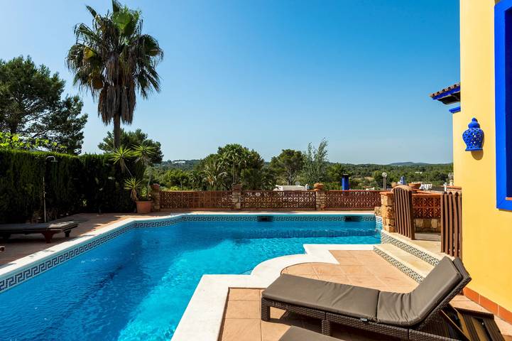 Location de vacances pour 10 personnes, avec jardin et terrasse à Sant Antoni de Portmany - 3