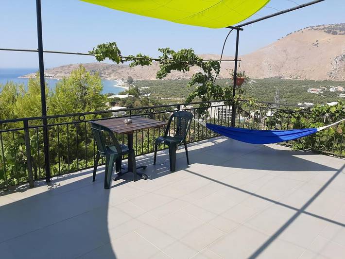 Chambre d’hôte pour 3 personnes, avec vue ainsi que jardin et terrasse en Albanie - 4
