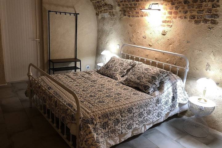 Location de vacances pour 2 personnes, avec jardin et terrasse à Troo - 2