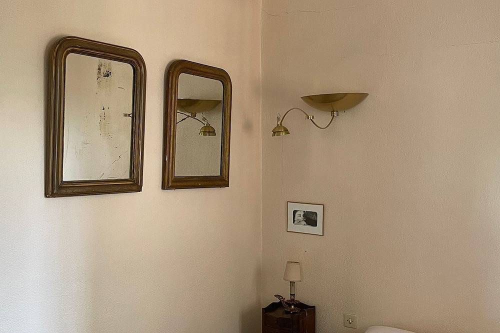 5-person house in a charming Haut Var village in Ampus, Draguignan Region