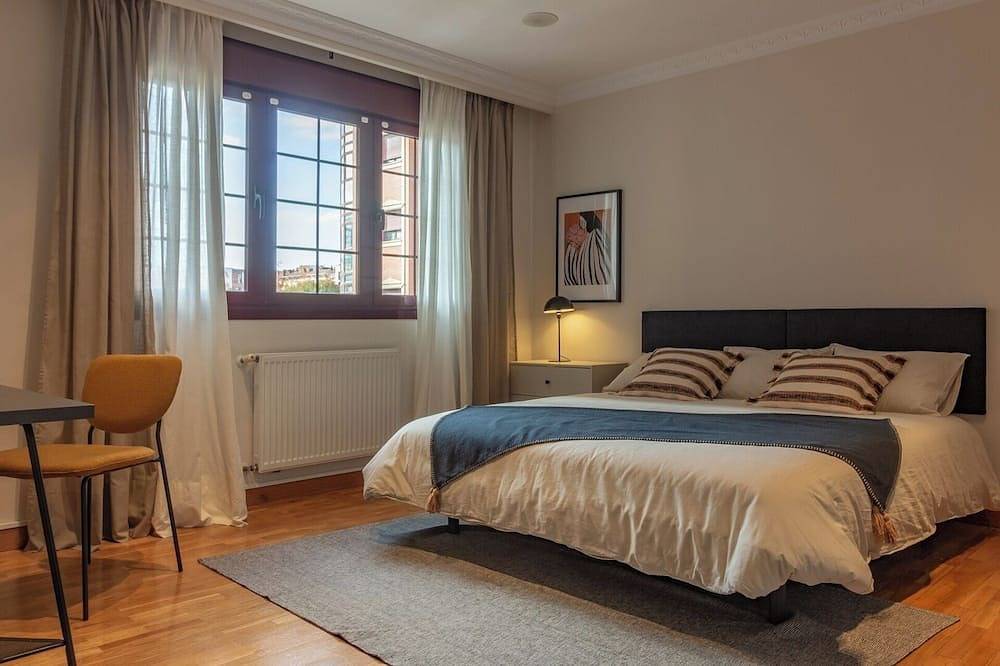 Appartamento intero, Ah Delux3Rooms Campus Milán. in Oviedo, Montagne Cantabriche