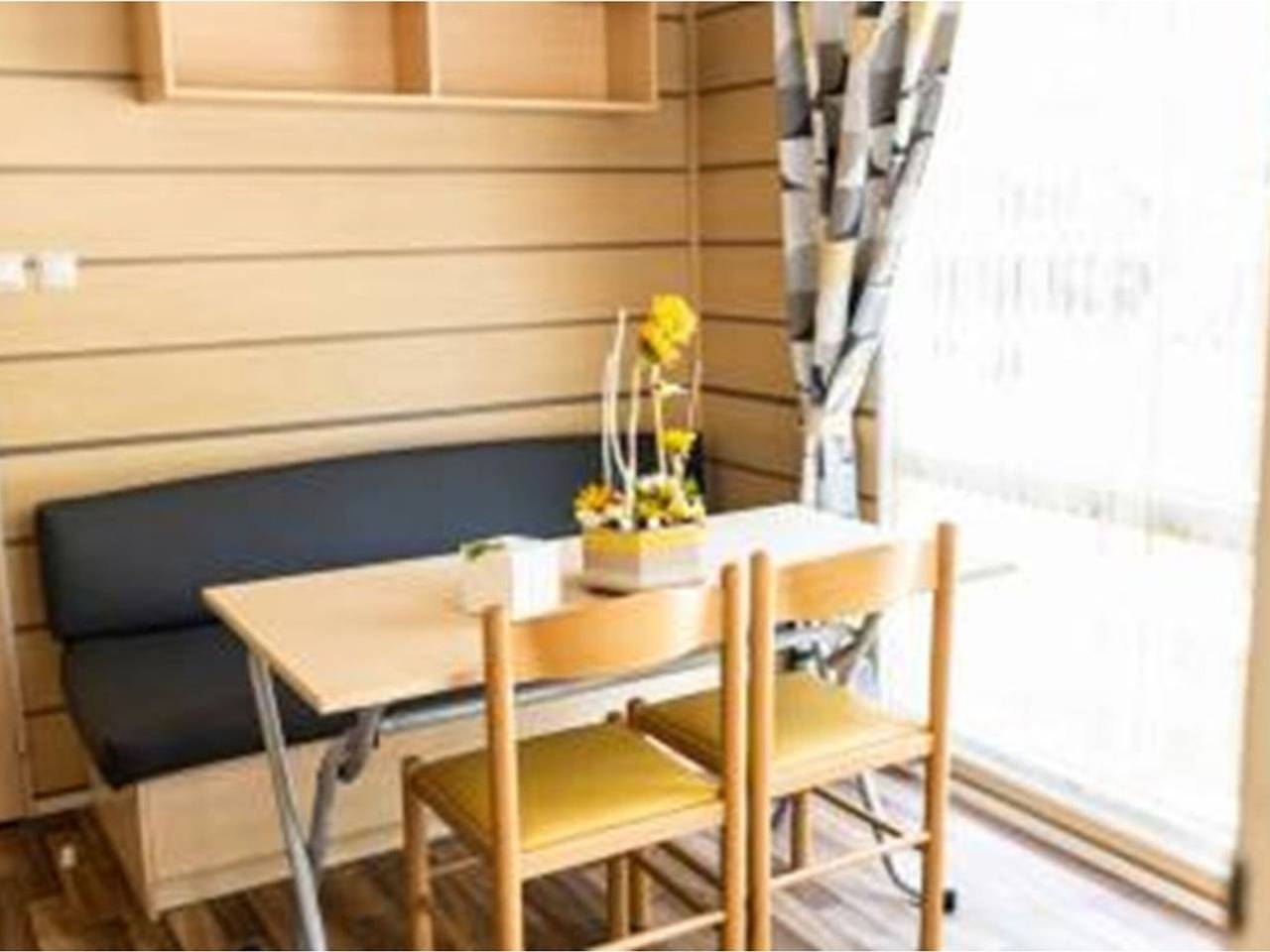 Casa móvil para 4 con terraza en Tournon-sur-Rhône in Tournon-sur-Rhône, Tournon-sur-Rhône región