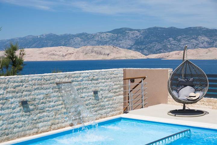 Villa pour 14 personnes, avec sauna ainsi que balcon et piscine dans Pag - 3