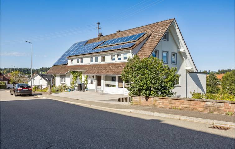 Ferienwohnung für 3 Personen, mit Terrasse und Garten in Seewald