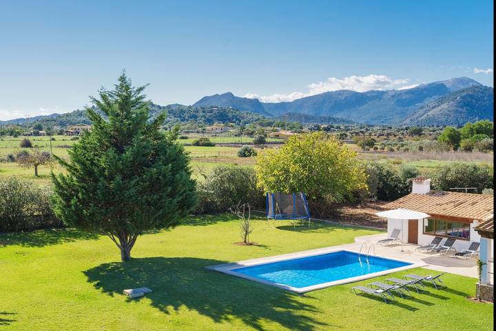 Finca für 8 Personen, mit Pool und Terrasse sowie Garten, kinderfreundlich in Port de Pollença - 2