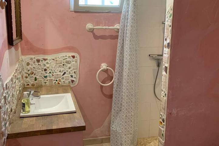 Charming house in an exceptional Mediterranean setting in Cotignac, Brignoles region
