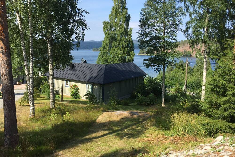 Idyllisches Ferienhaus direkt am Meer in Angermanland
