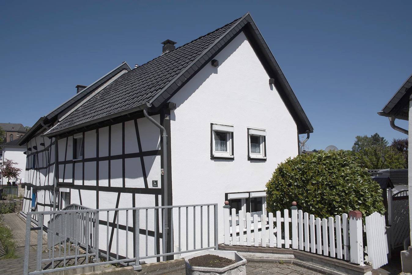 Rosige Zeiten, Ferien im Fachwerkhaus in Mechernich, Naturpark Hohes Venn-Eifel